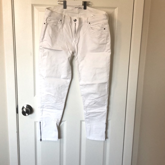Skinny white jean capris - Picture 1 of 4